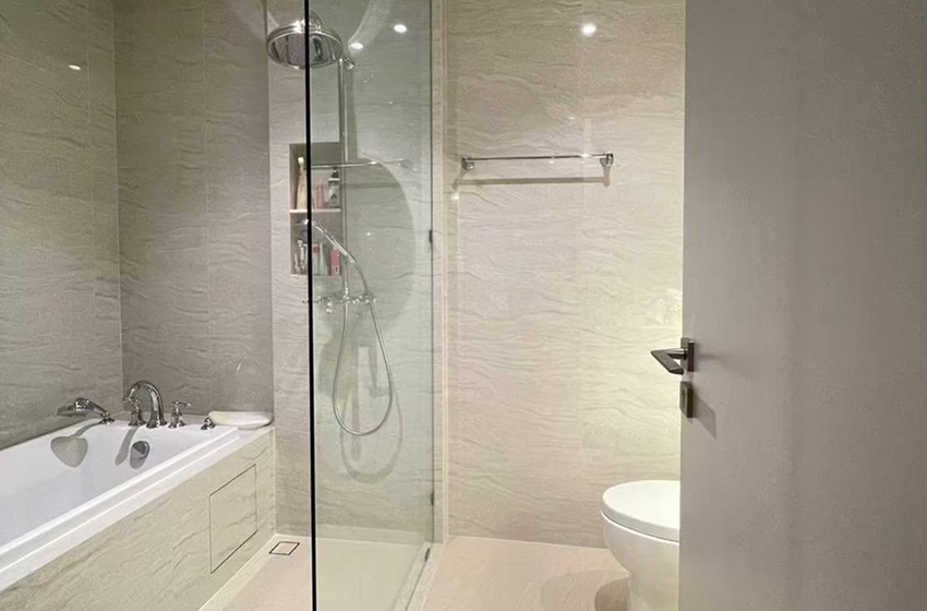 Condominium in Ploenchit 